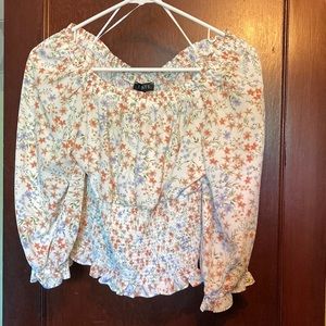 Brand New 1. State floral top